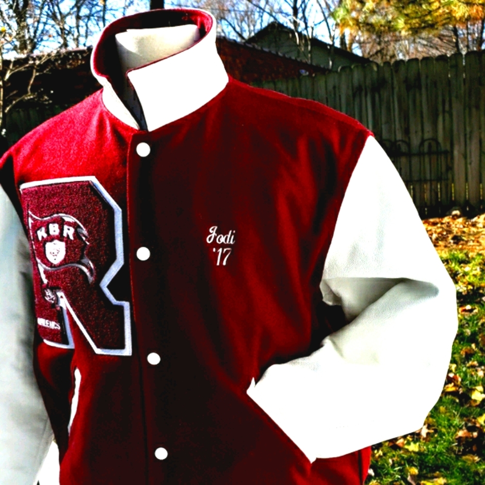 Vintage Collegant Tigers Varsity Swim Team…